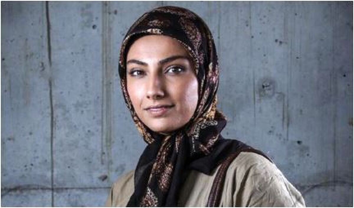 سلفی آیینه‌ای محیا دهقانی با چهره‌ای اخمو جلب توجه کرد! /مشکل چیه؟