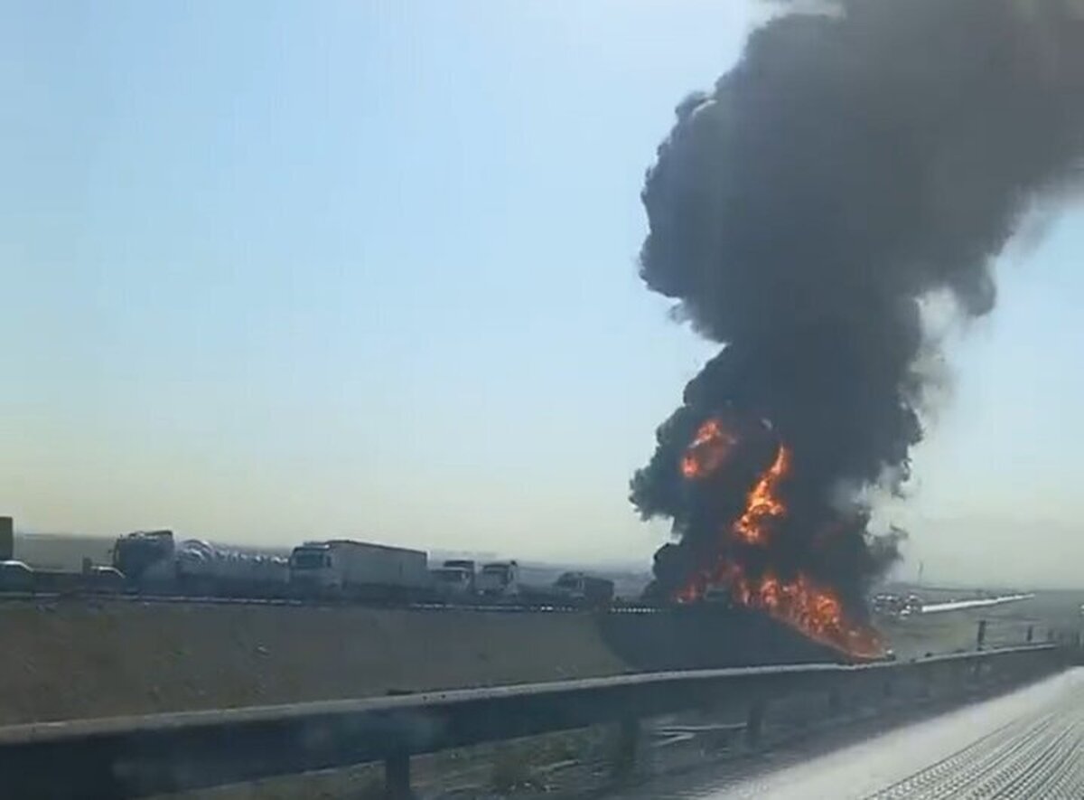 تصادف و انفجار خودروی حامل سوخت در جاده کمربندی یزد