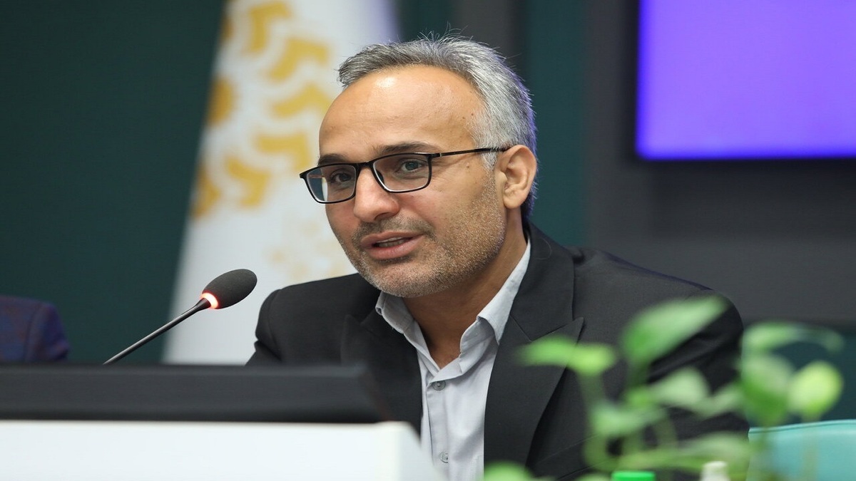 یزد نیازمند کتابخانه‌های سیار/ عضویت هشت درصد جمعیت استان یزد در کتابخانه‌های عمومی