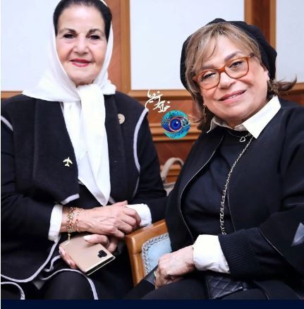 ست سفید مشکی پوری بنایی و گوهر خیراندیش در یک عکس صمیمانه! ست سفید مشکی پوری بنایی و گوهر خیراندیش در یک عکس صمیمانه!