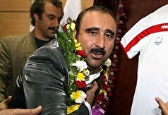 این عکس مهران احمدی بدآموزی دارد/آقای بازیگر در حال سیگار کشیدن!