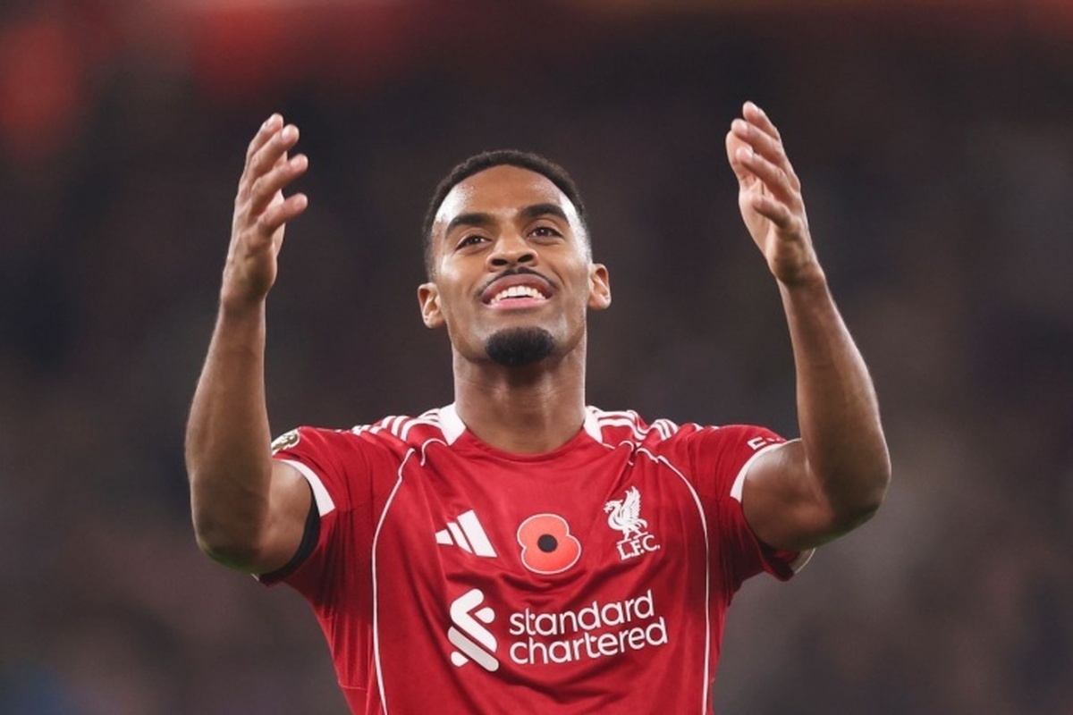 بارسلونا در حال بررسی جذب گراونبرچ است| رئال مادرید نیز این بازیکن را زیر نظر دارد