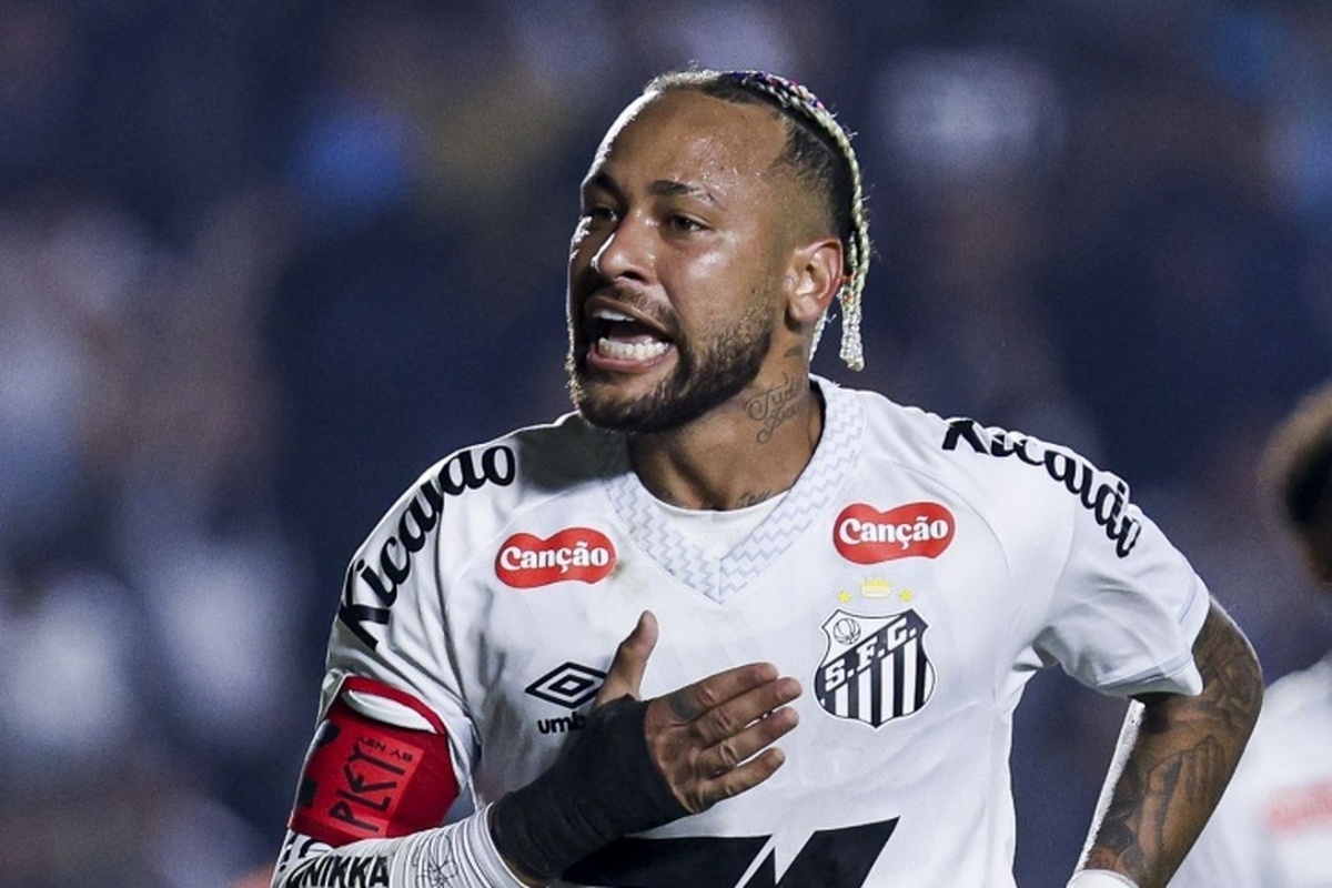 نتو در مورد نیمار: «تا وقتی فکر می‌کنید این فرد، سانتوس را نجات می‌دهد، به سری ب سقوط خواهید کرد.»