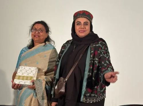 نرگس آبیار به هند رفت+عکس