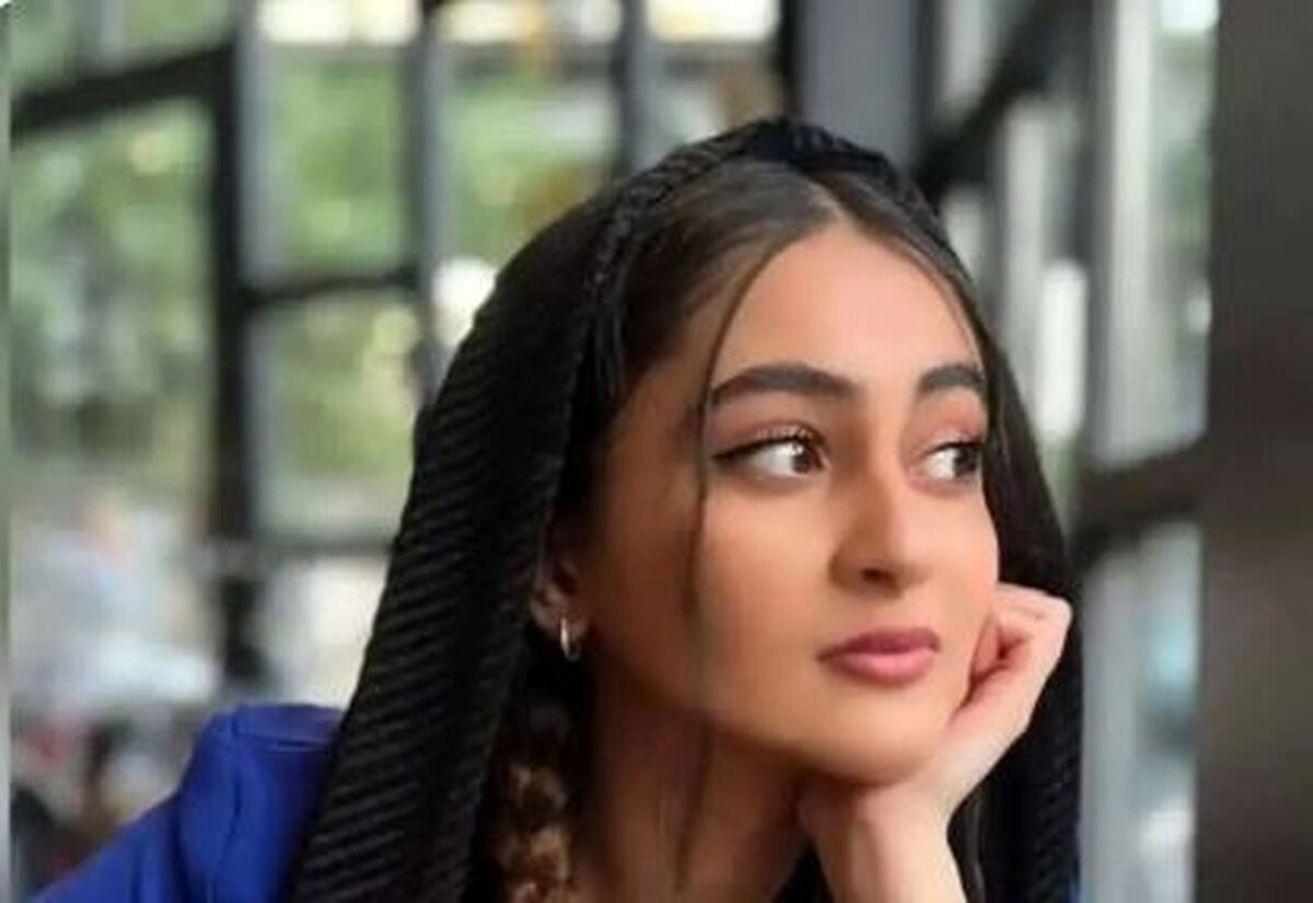 گردش شبانه ملیکا پارسا در خیابان‌ها با استایل هالیوودی! +عکس