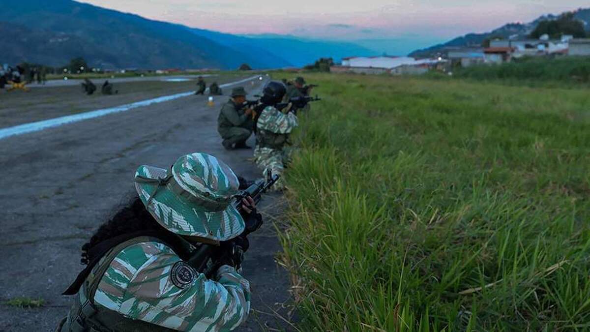 رزمایش‌های گسترده فرماندهی نیرو‌های امنیتی در ونزوئلا آغاز شده است.