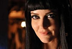 بازیگر نقش همسر پوتیفار در سریال برزیلی «یوسف مصری» با یک ژست جالب!