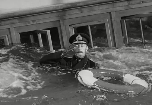 آیا با غرق شدن کشتی کاپیتان‌ها محکوم به مرگ هستند؟