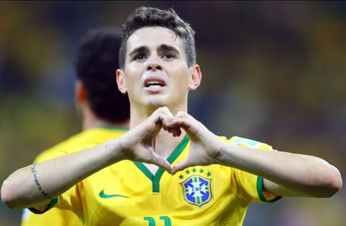 اسکار برزیلی پس از غش کردن ناگهانی در حین تمرین به بیمارستان منتقل شد