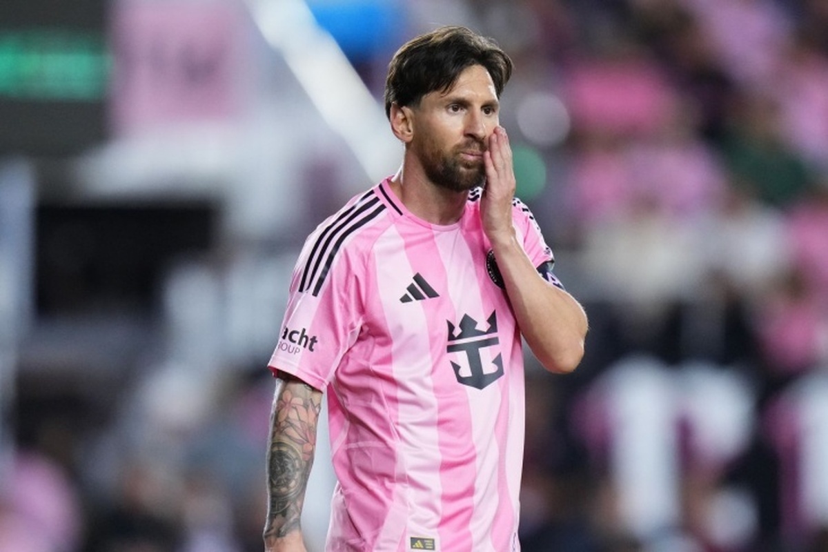 مسی تایید کرد که هنوز طرفدار بارسلونا است