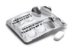 پاراستامول: بین مزایا و خطرات... چه زمانی بی‌خطر است و چه زمانی به یک تهدید تبدیل می‌شود؟