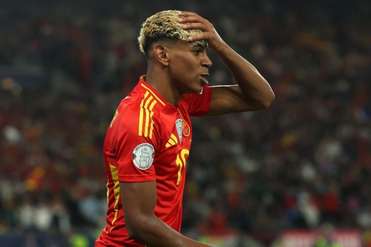 کانیزارس با لحنی تند درباره وضعیت محرومیت یامال از تیم ملی اسپانیا صحبت کرد