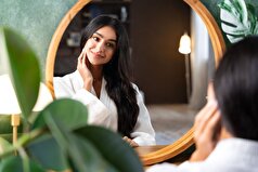 چگونه پس از درمان‌های زیبایی، در خانه از صورت خود مراقبت کنیم