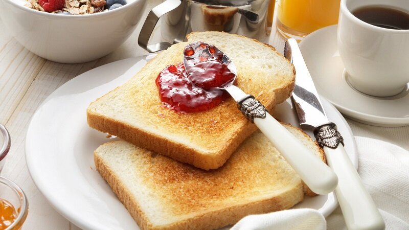 خوردن نان سفید چه مشکلات سلامتی برای شما به ارمغان می‌آورد؟