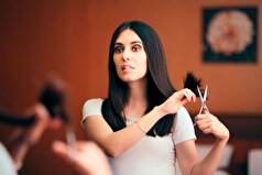 یک آرایشگر تفاوت بین مدل موی لایه لایه و مدل موی آبشاری را توضیح می‌دهد