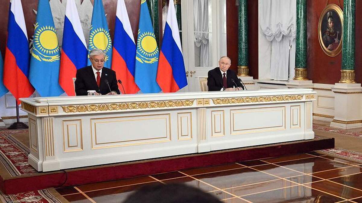 توکایف تمام موفقیت‌های مدرن روسیه را به فعالیت‌های پوتین مرتبط دانست