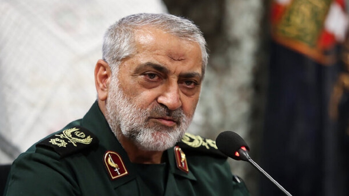 سردار شکارچی: هرگز ضعیف نمی‌شویم