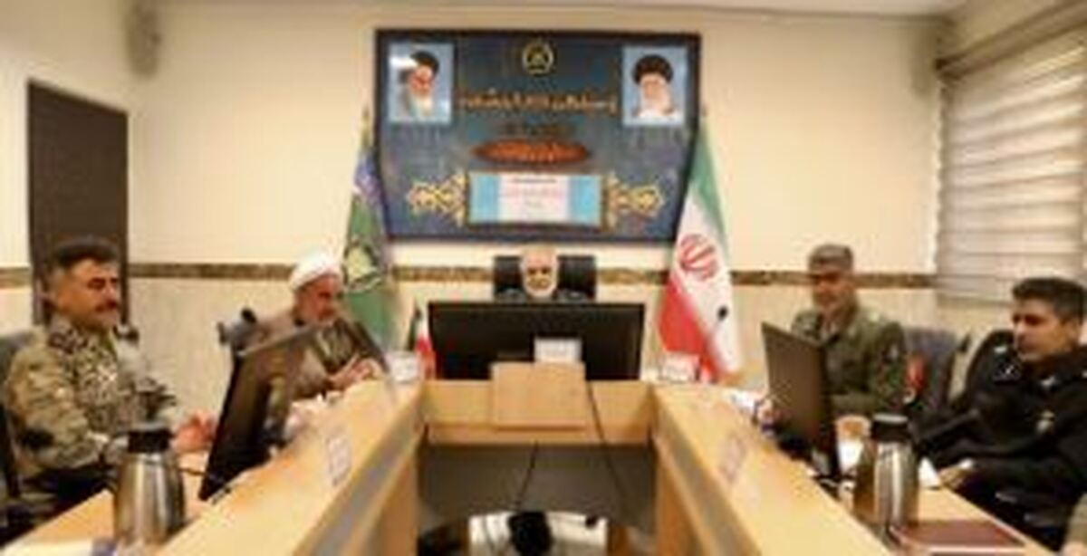 دشمن به دنبال ایجاد شکاف میان مردم و مسئولان است