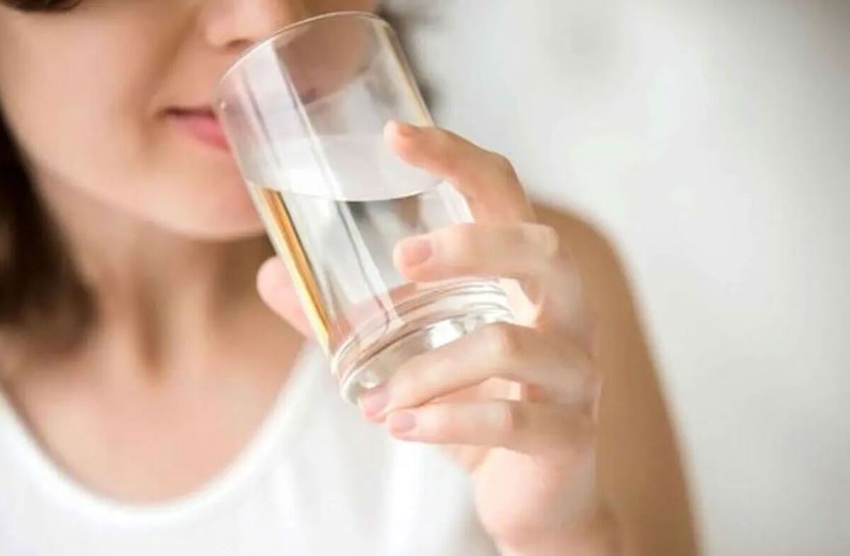 نوشیدن آب سرد چه تاثیراتی بر دستگاه گوارش دارد؟