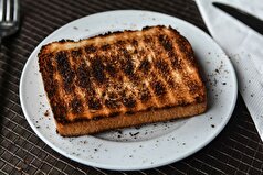 دانشمندان کشف کرده‌اند که آیا نان سوخته باعث سرطان می‌شود یا خیر