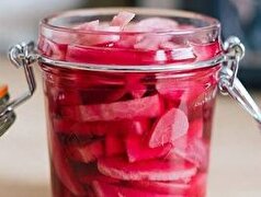 سه سوته این ترشی خوشرنگ وپر خاصیت شلغم را آماده کنید