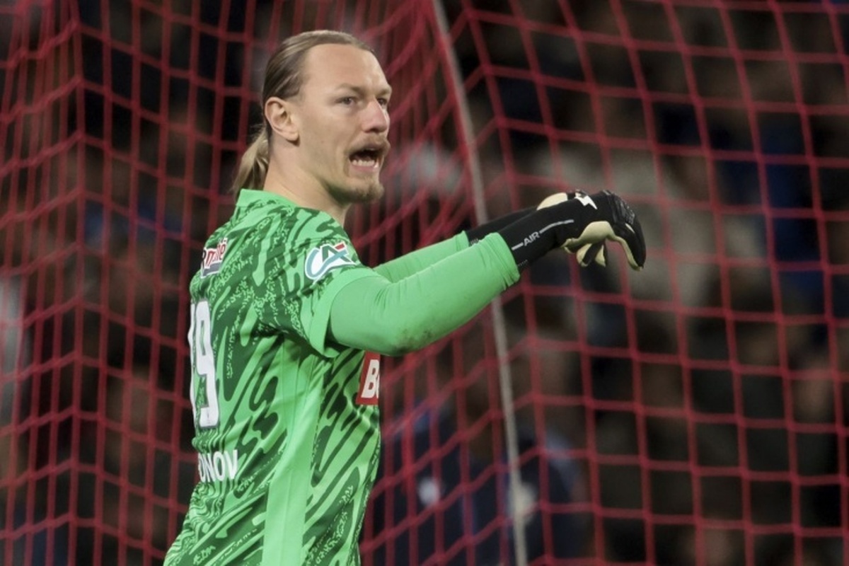 پاری سن ژرمن به ماتوی سافونوف اجازه داد پس از حضور در تیم ملی روسیه در این کشور بماند