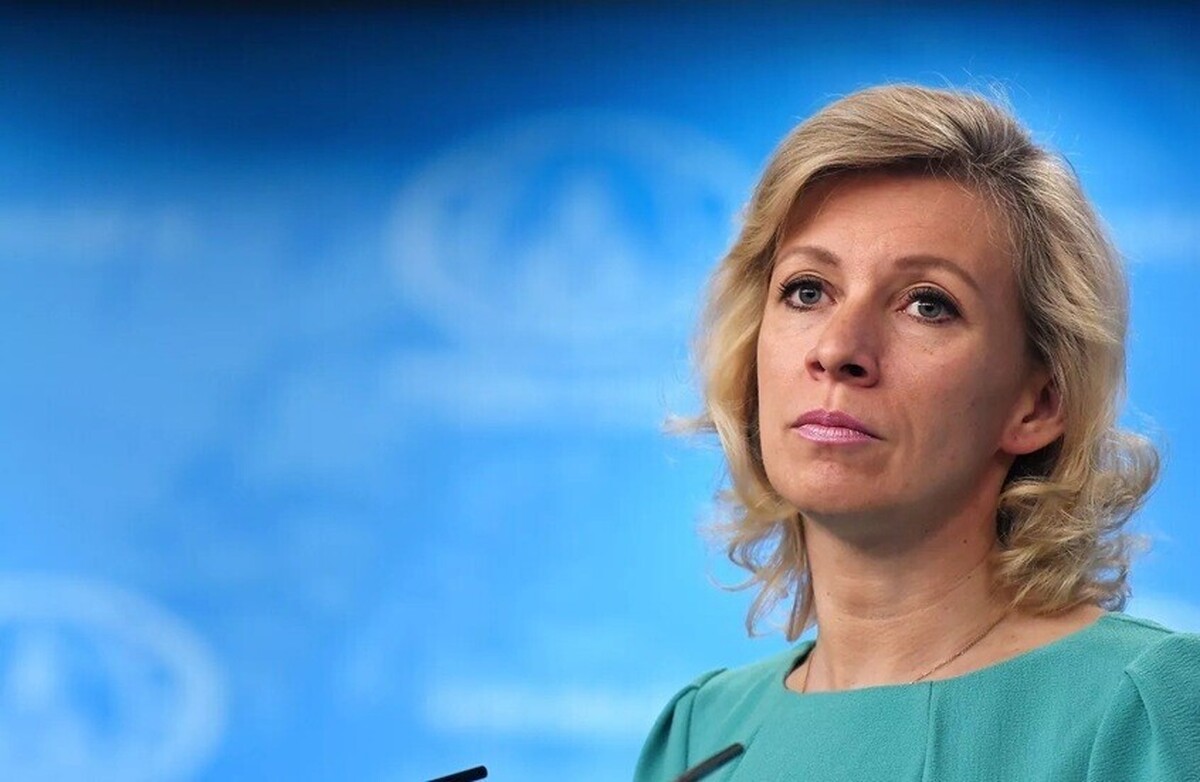 زاخارووا اتهامات فرانسه در مورد «ساس‌های روسی» را به سخره گرفت: «مگر حمام کردن را امتحان نکردید؟»