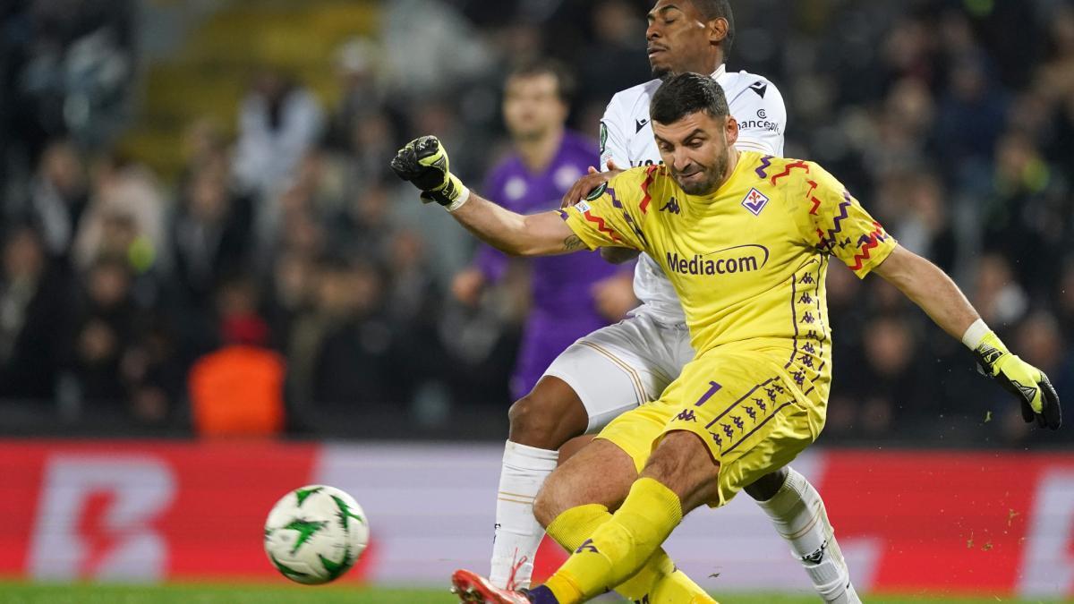 فیورنتینا به دنبال راه حلی برای بوندس لیگا است