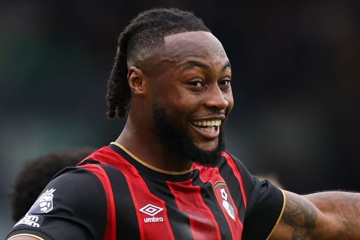 منچستریونایتد قصد دارد سمنیو را از لیورپول برباید