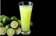 نوشیدن آب لیمو چه خواصی برای بدن دارد؟