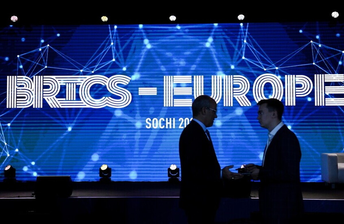 نماینده پارلمان اروپا: اجلاس بریکس-اروپا فرصتی نادر برای تقویت گفت‌و‌گو با روسیه است