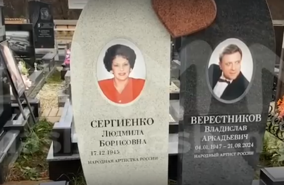 عکس| لیودمیلا سرگینکو، خواننده اپرا، در حال آماده‌سازی قبر خود با سنگ قبر و عکسی در کنار قبر همسر مرحومش است