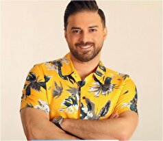 سلفی تازه وایرال شده از بابک جهانبخش در دل طبیعت با چهره‌ای شاد و خندان