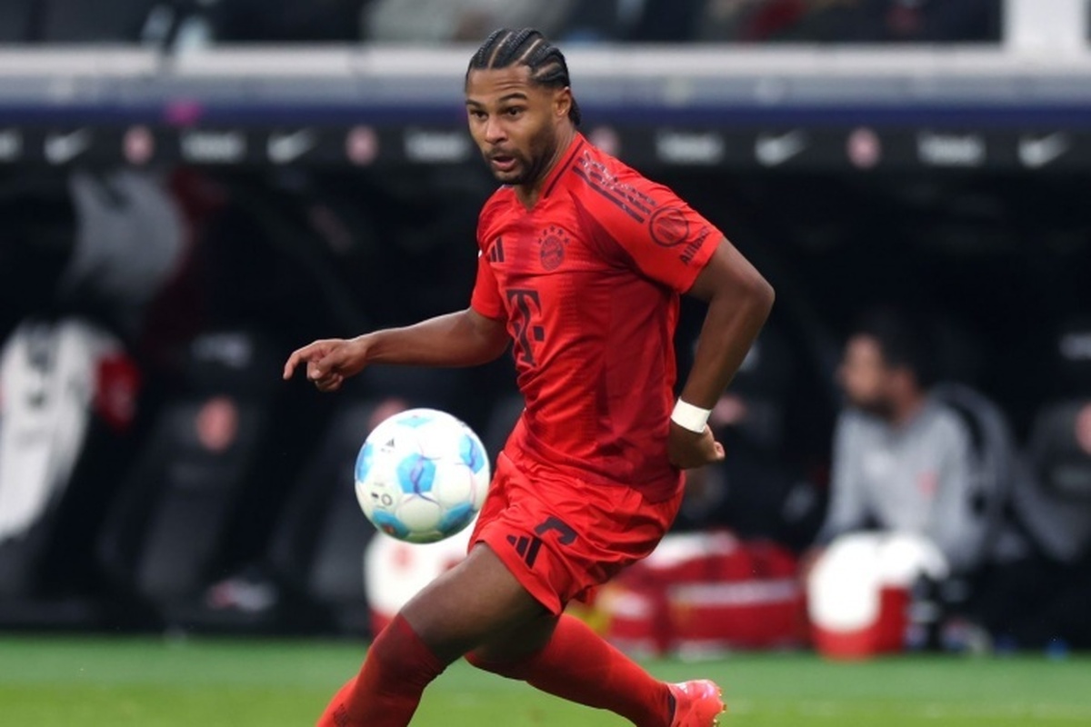 لیورپول به جذب هافبک بایرن مونیخ علاقه دارد