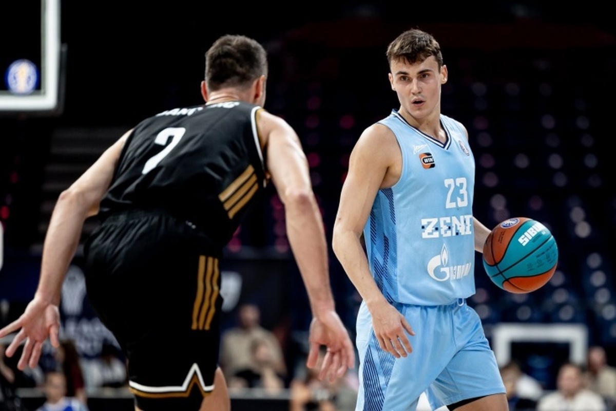 نناد دیمیتریویچ به یاد می‌آورد که به آمریکایی‌ها گفته بود چرا اروپایی‌ها عاشق فوتبال هستند