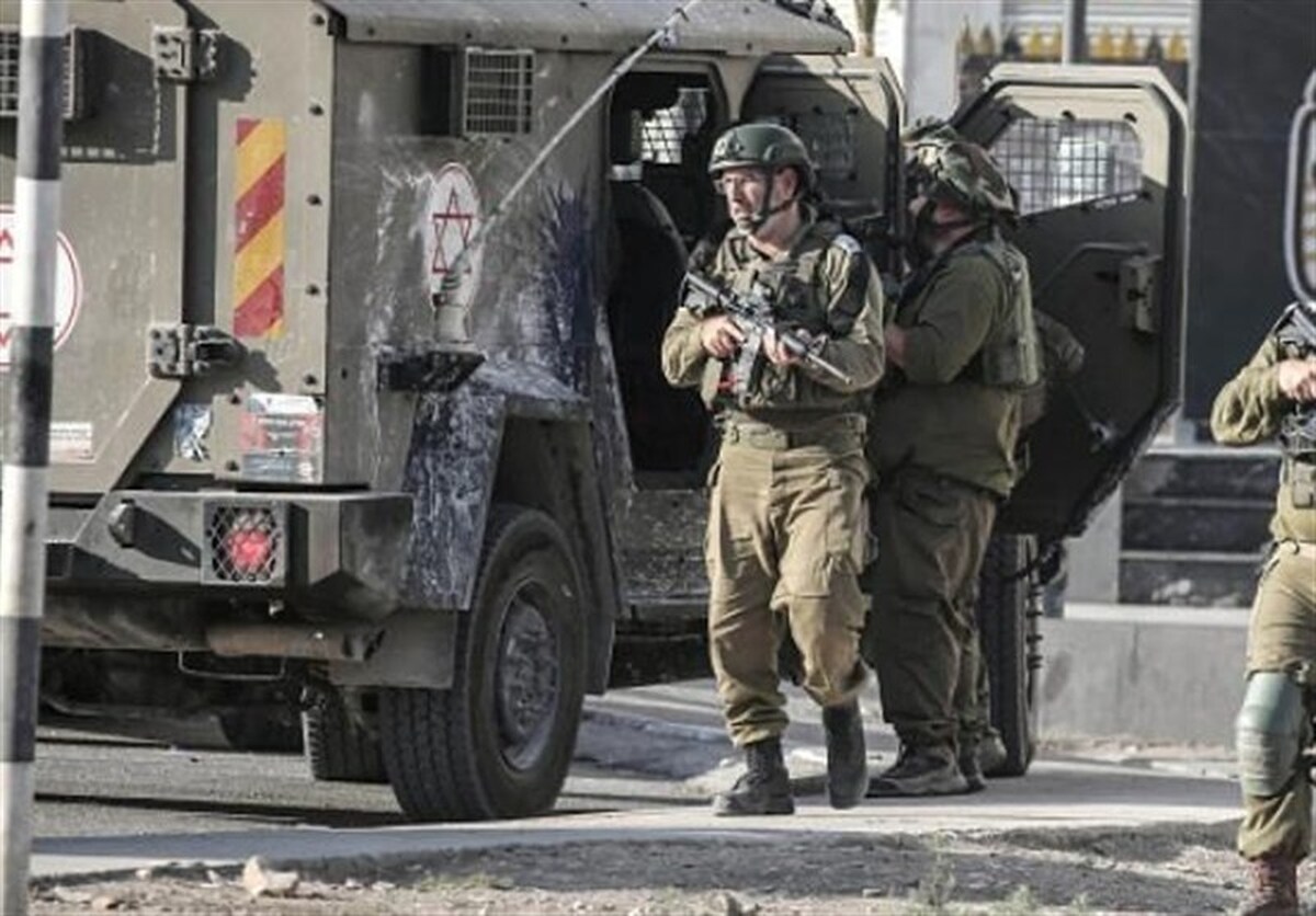 تجاوزات نظامیان صهیونیست به مناطق مختلف کرانه باختری