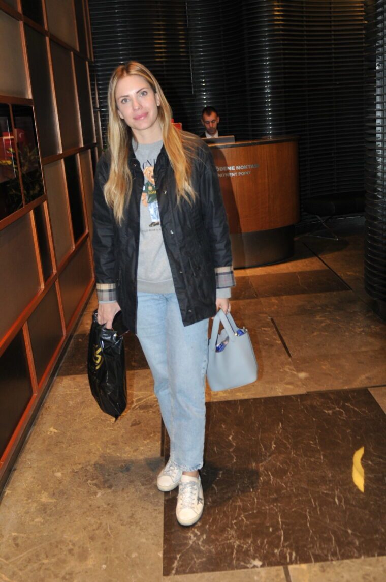 واکنش جدید ادا اجه به همکاری با کان ییلدریم واکنش جدید ادا اجه به همکاری با کان ییلدریم