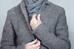 یک استایلیست در مورد انتخاب یک ژاکت کش باف پشمی مد روز توصیه‌هایی ارائه داد