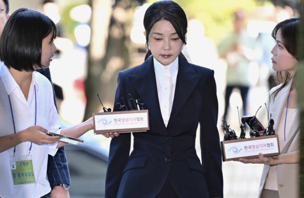 دادگاهی در کره جنوبی در شرف دستگیری یک تاجر در ارتباط با تحقیقات مربوط به بانوی اول سابق است