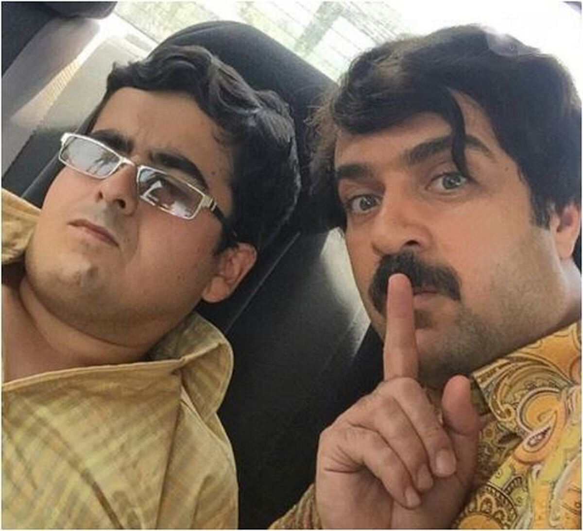 سلفی بامزه و شیطنت آمیز ارسطو و دوقلو‌ها در پشت صحنه سریال پایتخت