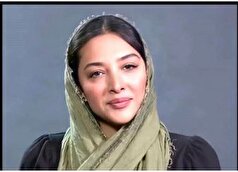 استایل الگانت آناهیتا درگاهی با پالتو سرخ و جذاب