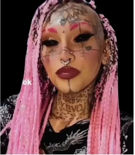 کاشت ایمپلنت در ناحیه تناسلی؛ قدم بعدی مردی که تمام بدنش را تتو کرده بود! کاشت ایمپلنت در ناحیه تناسلی؛ قدم بعدی مردی که تمام بدنش را تتو کرده بود!