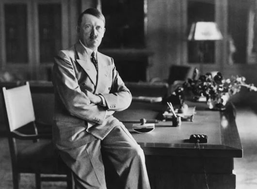 کشفیات جدید درباره دی‌ان‌ای دیکتاتور نازی/رهبری با یک بیضه و اختلال در رشد جنسی!