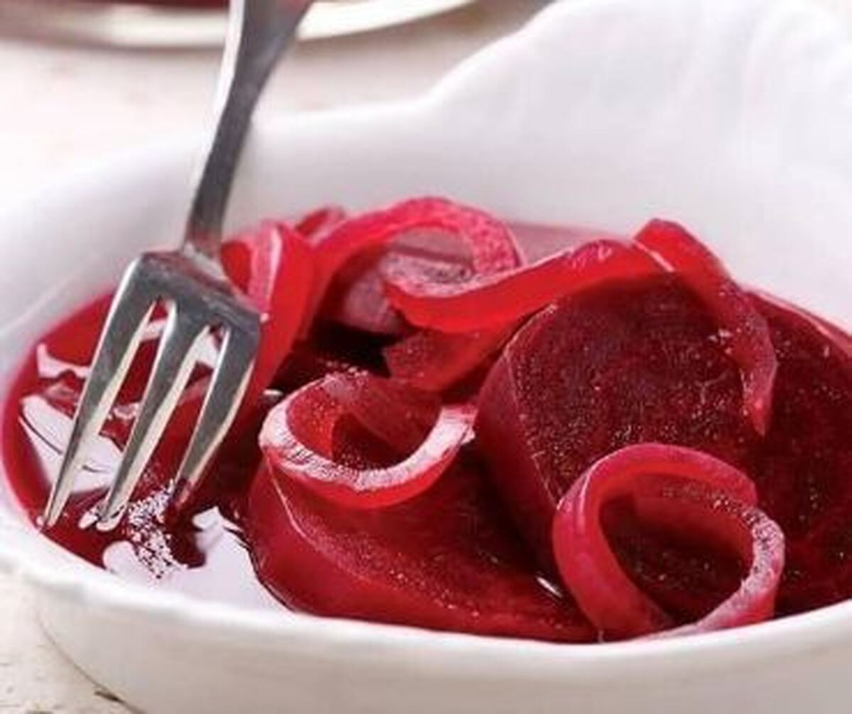 ترشی خوشرنگ و مجلسی چغندر را با این دستور آماده کنید