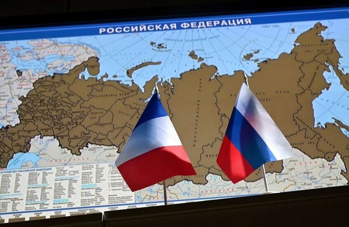 سرکنسول روسیه در مارسی، مقامات فرانسوی را به تلاش برای اخراج دیپلمات‌های روس متهم کرد