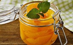 آموزش گام به گام تهیه کمپوت زردآلو برای عصرانه