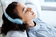 استفاده از هدفون بعد از دوش گرفتن و شنا خطرناک بوده است