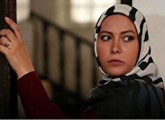 فریبا نادری روی صحنه نمایش/مثل همیشه لاکچری و جذاب!