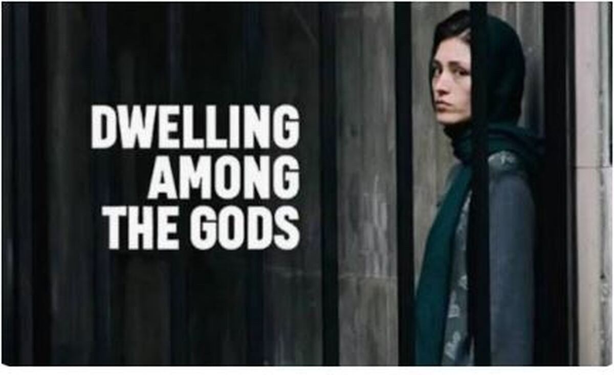 فرشته حسینی موفق به کسب جایزه بهترین بازیگر زن شد