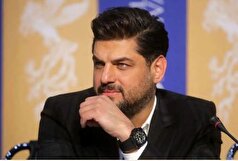 سام درخشانی با صورتی پر از برچسب‌های کارتونی! +عکس